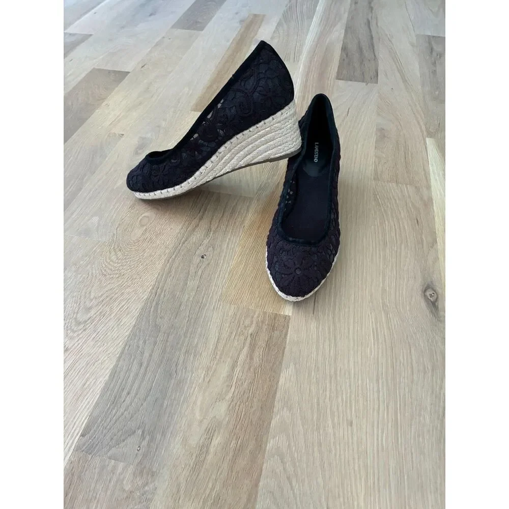 Lands End wedge they